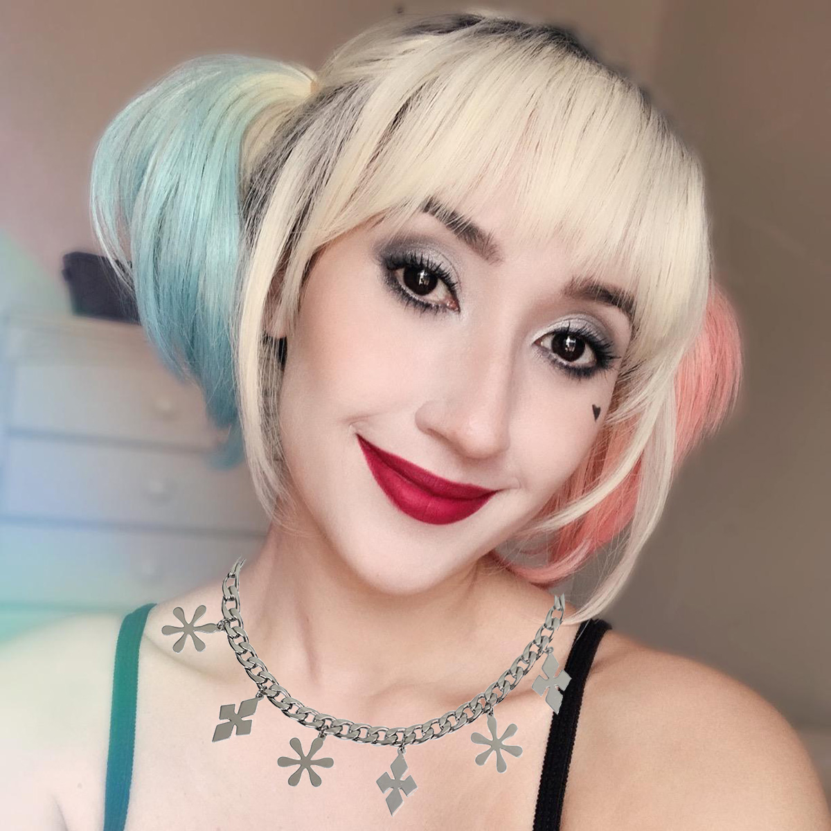 Necklace for Harley Quinn Cosp - огляд і ціна Women'S Harley Quinn Accessories
