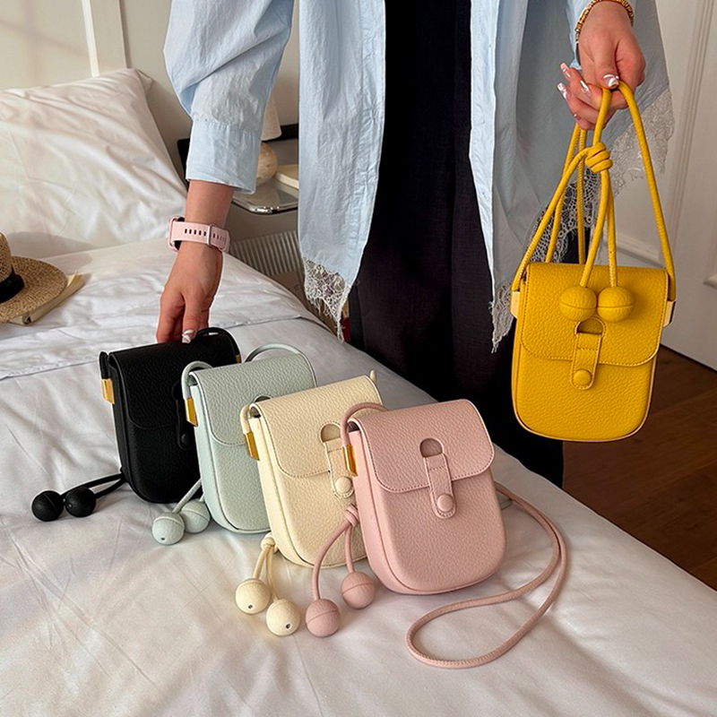 Luxury Brand Mini Yellow Cross - огляд і ціна Women'S Yellow Accessories